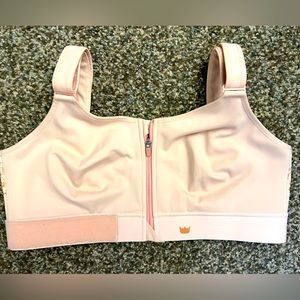 Shefit sports bra